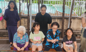 강변삼성스위트 경로당서 어르신-아이들 함께 즐거운 추석명절 행사 '눈길'