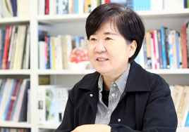 “나이 들수록 다른 세대들과 섞여 살아야 치매 확률 낮출 수 있어”