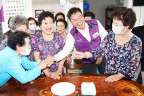 서울 동대문구, 경로당 위생점검 등 '어르신 여름 복지' 선제적 대응 나서