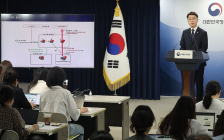 [이슈&이슈] 정부, SKT 유심 해킹 피해 가능성 일축… SKT는 위약금 면제 등 사후 대책 발표