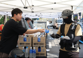 [지역 시니어 소식] 강남구, 이동노동자 위한 여름 나눔 캠페인 전개