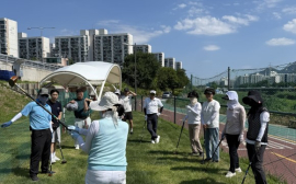 싸게 골프도 치고, 건강과 친구도 챙기고… 대한민국은 지금 ‘파크골프 붐’